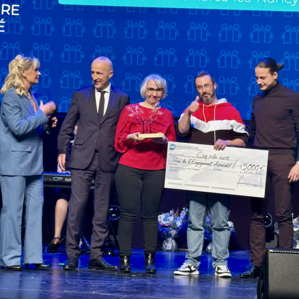 Prix de l'engagement associatif Langue et Signes
